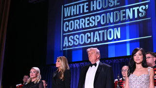 Eerste Correspondents' Dinner mét eregast president Trump