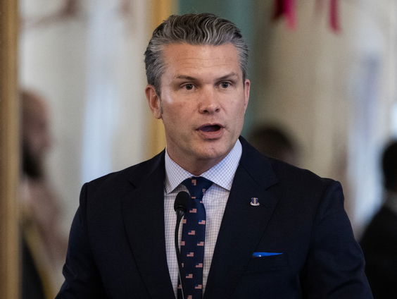 Hegseth onder vuur na ‘kill-them-all’-bootaanval