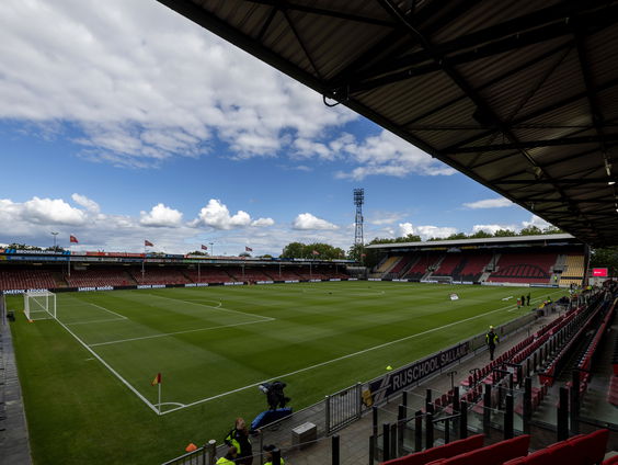 Meer inclusiviteit voor mindervaliden bij voetbalstadions