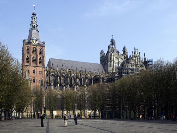 Monumentenwachter Gwen Smits houdt historische panden intact