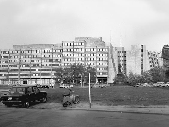 De DDR verkennen in virtual reality