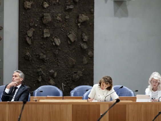 Tweede Kamer start aan nieuwe politiek seizoen, nog maar vier weken voor demissionair kabinet Schoof