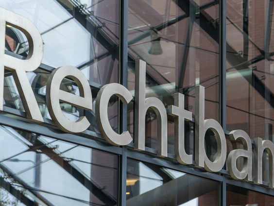 Wat vindt het Adviescollege Levenslanggestraften van hoe rechters met levenslang omgaan?