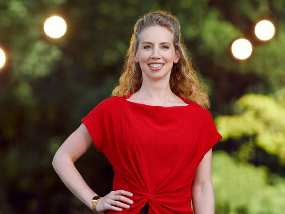 Presentatrice Carine Lacor over de Klassieke Top 400