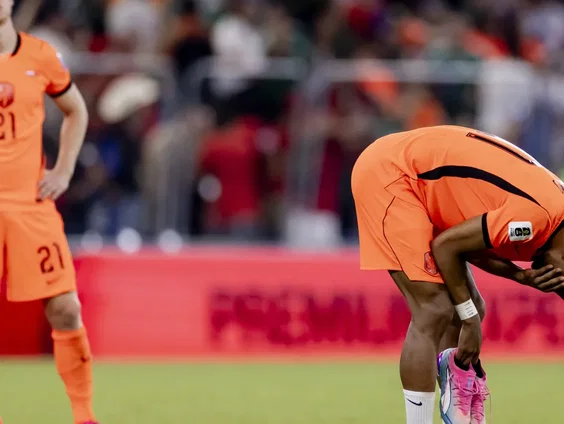 Stand.nl: 'Oranje heeft écht teleurgesteld'
