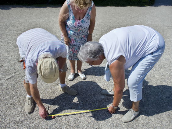 Senioren genieten van vakantieactiviteiten: senioren vakantieweek in volle gang