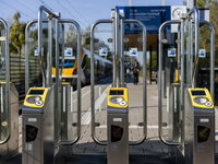 Waarom worden de treinkaartjes wéér duurder?