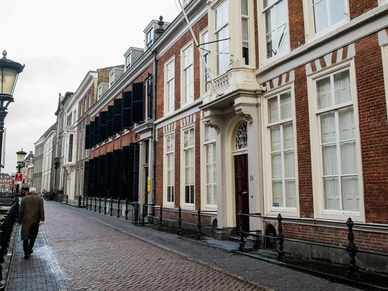 Studenten beginnen campagne 'Denk voor je doorstuurt' tegen bangalijsten