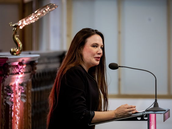 Ellen Deckwitz wint grootste Italiaanse poëzieprijs