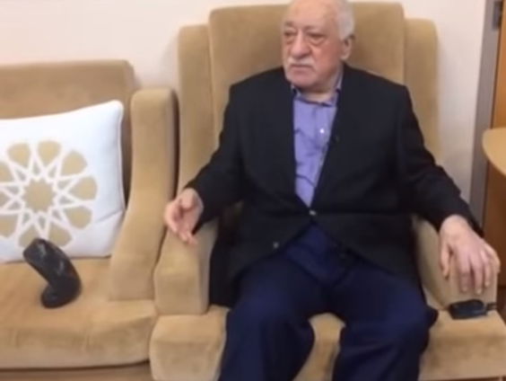 Wie springt in het gat van de Gülen-beweging?