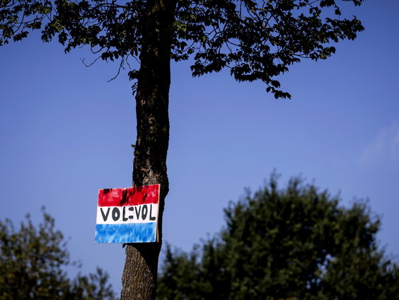Ondanks de spreidingswet bieden veel gemeenten te weinig opvangplekken
