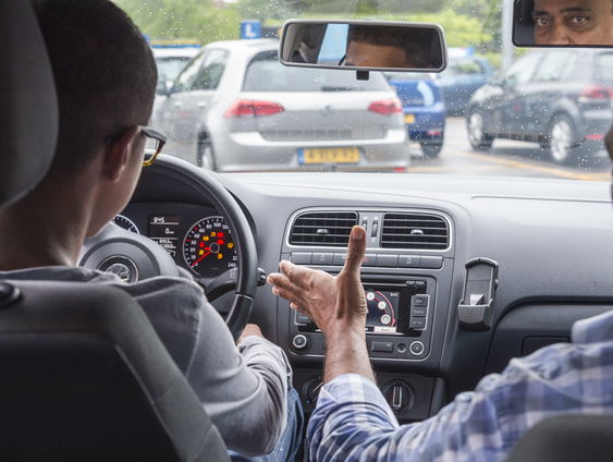 Stand.nl: 'Het is goed dat de keuring voor oudere automobilisten strenger wordt'