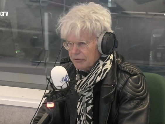 De Taalschatten: Ad Visser over Zing je moerstaal