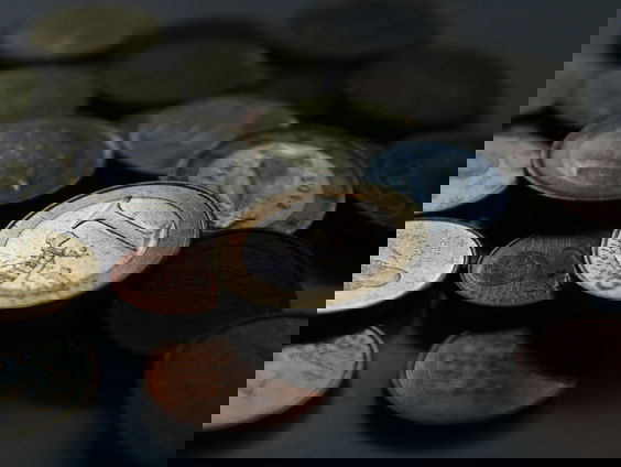 Het kabinet moet meer doen voor werkenden, vinden PVV en VVD