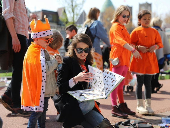 Koningsdag en afdingen: zo scoor je een koopje op de vrijmarkt