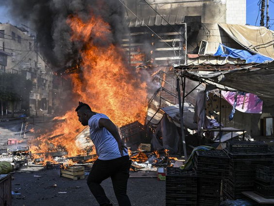 Bulldozers richten verwoestingen aan op de Westelijke Jordaanoever