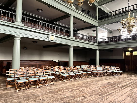 Essemie van Dunné is voorganger bij de doopsgezinde kerk: "We hebben allemaal diversiteit heel erg nodig"