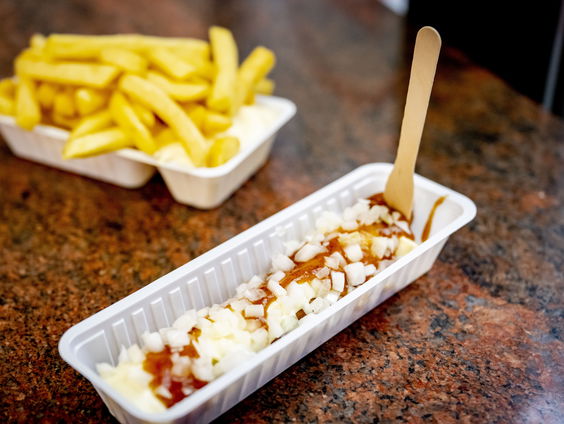 Plastic taks op patatje, oplossing voor plasticprobleem?