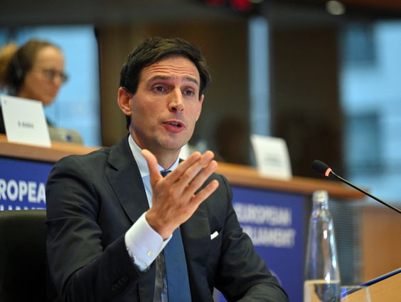 Klimaatcommissaris Wopke Hoekstra wil 'zoeken naar overeenkomsten' met Trump: 'Er is meer nodig vanuit Amerika'