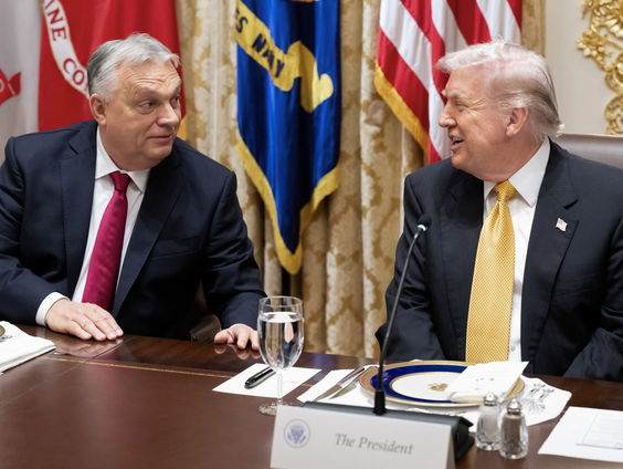 Orbán claimt financiële hulp uit Washington