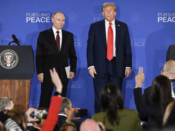 Geert Groot Koerkamp blikt terug op bezoek Poetin aan Alaska bij Trump