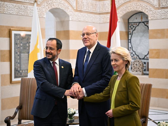 Geld en logistieke steun EU voor Libanon, in ruil voor beperking vluchtelingen