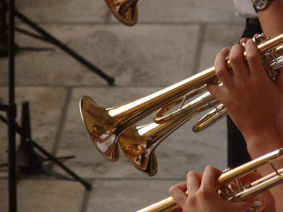 Instrumenten opknappen en inzamelen zodat kinderen muziek kunnen maken