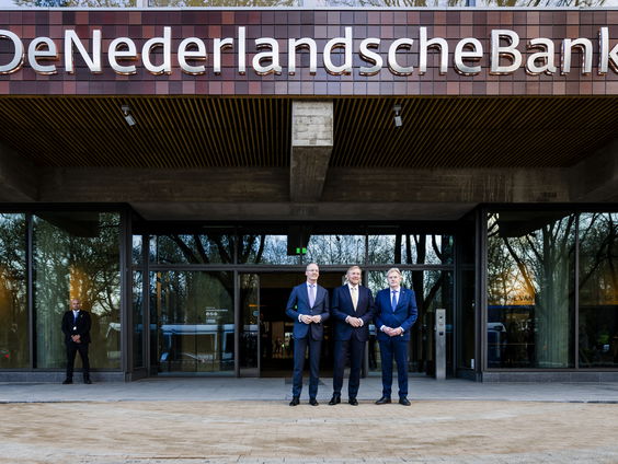 De onrust groeit over uitblijven opvolger van DNB-president Klaas Knot