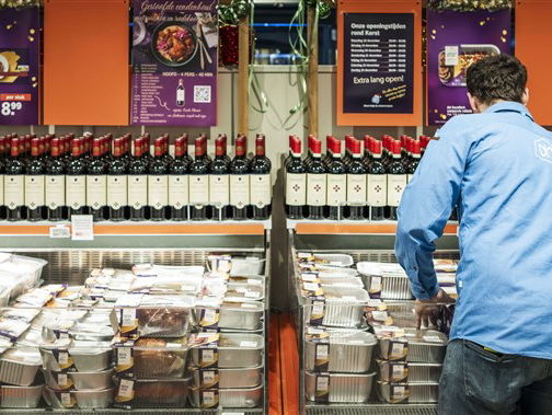 Stand.nl: 'Het is schandalig dat supermarkt-medewerkers niet veilig kunnen werken'