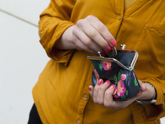 Wat valt schuldhulpverlening op bij mensen met schulden?