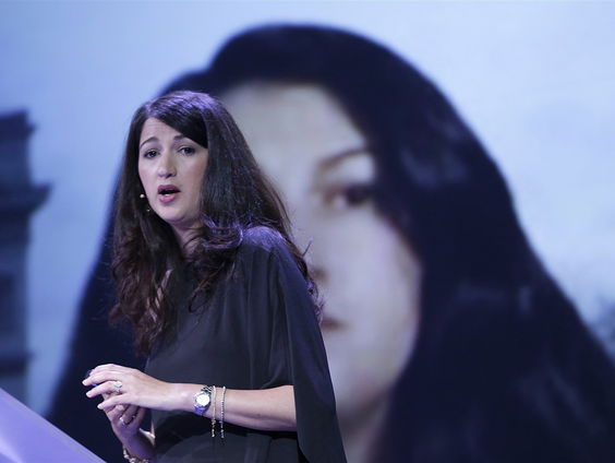 Voormalig Frans kampioen van vrije meningsuiting onder vuur