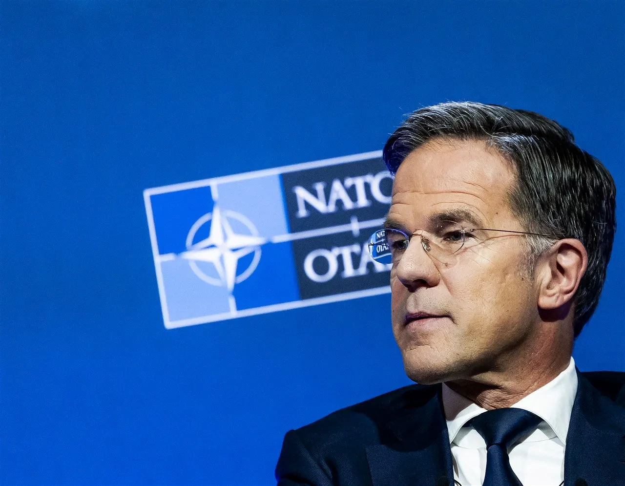 Rutte: 'NAVO-norm naar 5 procent; deels uitgeven aan andere zaken ...