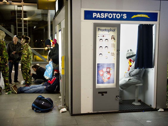 Joke de Wolf over het honderjarige bestaan van de ‘fotomaton’