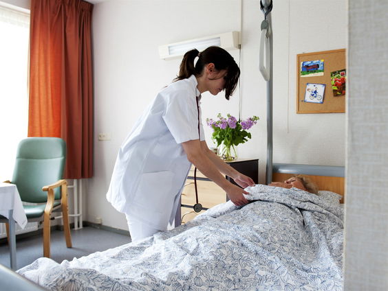 15.000 vrijwilligers in de palliatieve zorg: 'Erg dankbaar werk'