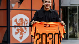 Ricci Janssen tolkte bij persconferentie Xavi