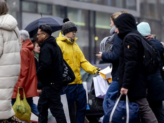 Hulporganisaties voor vastgelopen burgers in gevaar door stopzetting subsidie