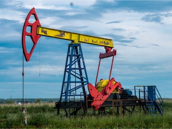 Europa koopt ook nu nog voor miljarden olie en gas van de Russen