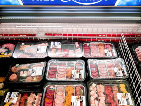 Stand.nl: 'Supermarkten moeten met kerst minder stunten met vlees'