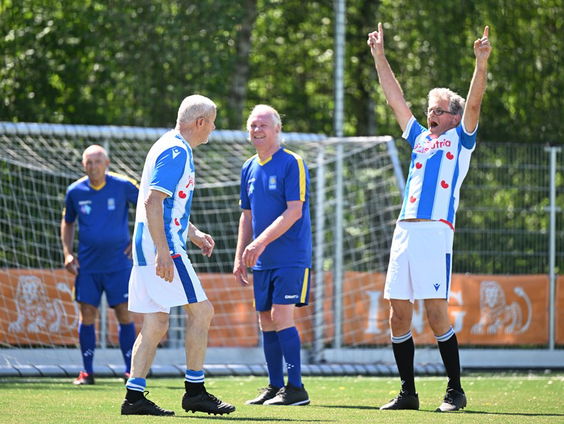 Eredivisieclubs hopen op politieke steun met rapport maatschappelijke inzet