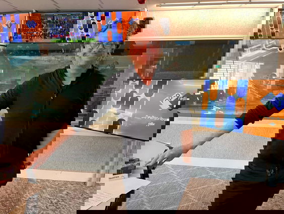 Bas Ragas na vinden van het geloof en lezen van de bijbel: 'Niet meer bang om mezelf te laten zien'