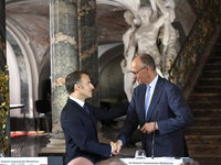 Fransen en Duitsers maken borst nat voor radicaal rechts