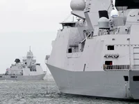 Hoe is het leven op fregat Evertsen en hoe kijkt de bemanning naar alle onrust?