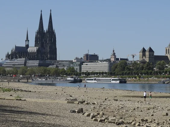 Wat te doen tegen de laagste waterstand in de Rijn ooit?
