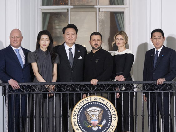 Vier niet-NAVO landen aanwezig bij deze top, waarom?