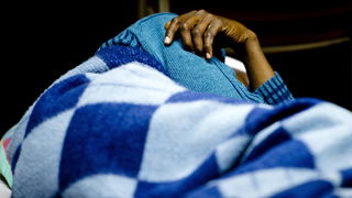 Waarom is dakloosheid het heetste hangijzer in Rotterdam?