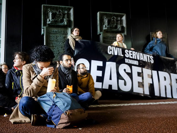 Ambtenaren protesteren tegen beleid over oorlog Gaza