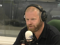 James Worthy over zijn boek Nooit alleen