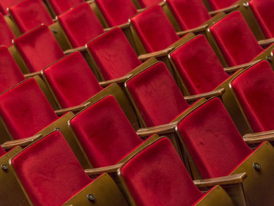 Opoffering als basis van de theaterkunst