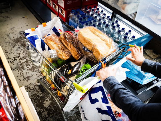 Voedselbank-voorzitter Henk Staghouwer: 'Het is zorgwekkend dat meer mensen aankloppen'