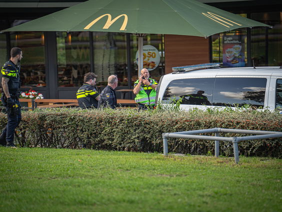 15-jarige jongen door politie doodgeschoten op druk bezocht terras